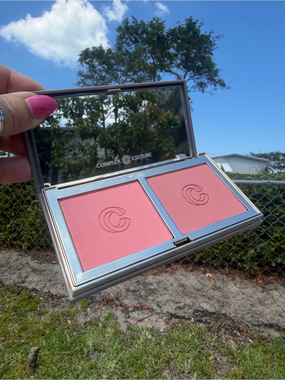 COMPLEX CULTURE Good Glow Blush Duo Palette - Picture 2 of 13